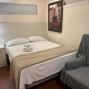 Cozy Guest Close Ubc And Downtown Séjour chez l'habitant Vancouver