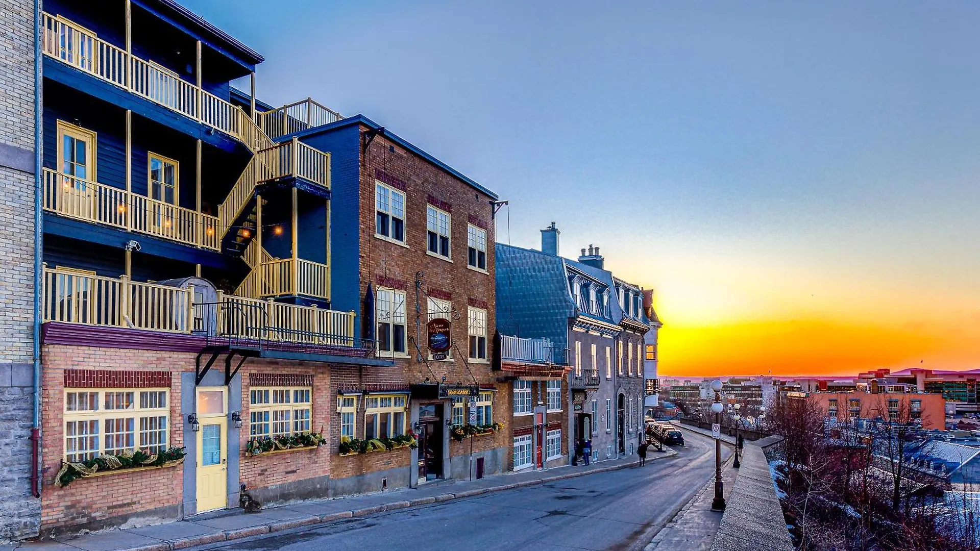 Hôtel Automatisé Manoir des Remparts Quebeque Hotel